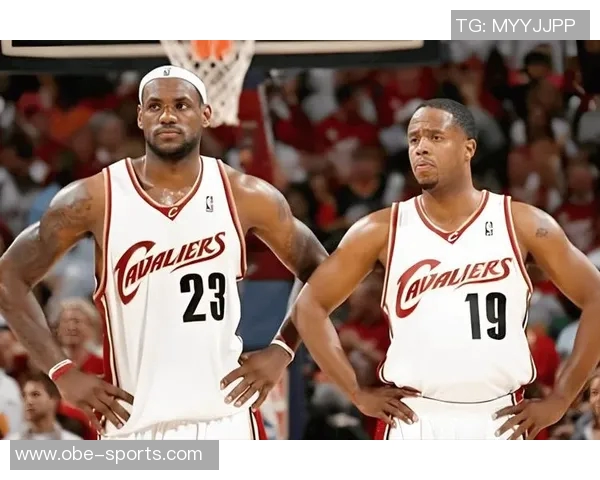 名记曝达蒙琼斯多次泄露詹姆斯伤情并参赌詹姆斯未被指控不当行为 名记曝达蒙琼斯多次泄露詹姆斯伤情并参赌詹姆斯未被指控不当行为