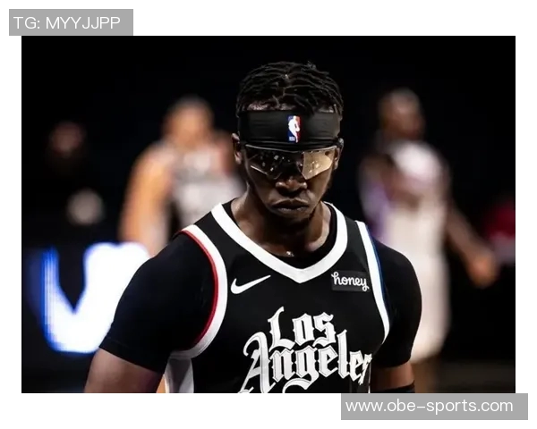 霍里谈湖人续约雷迪克与莱昂纳德合同相似之处引发热议