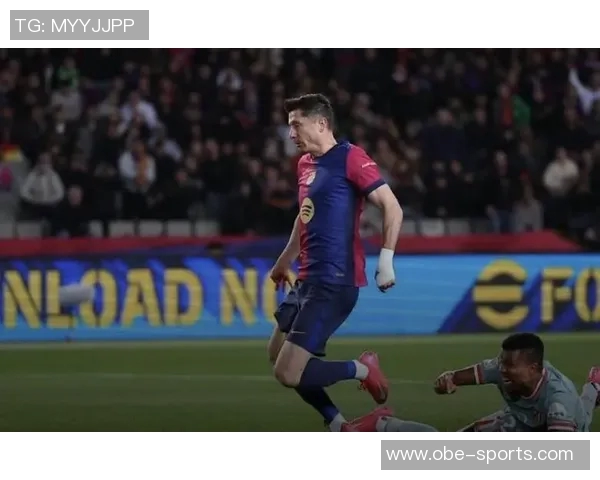 莱万专注巴萨争冠沙特对其兴趣依旧浓厚